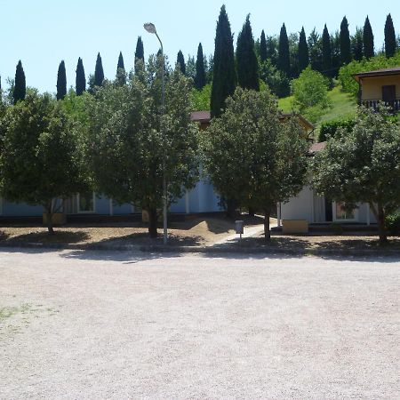 Colleverde Country House Colle Umberto  Bagian luar foto