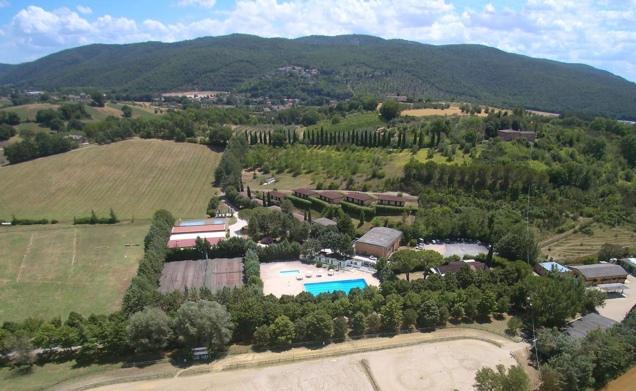 Colleverde Country House Colle Umberto  Bagian luar foto